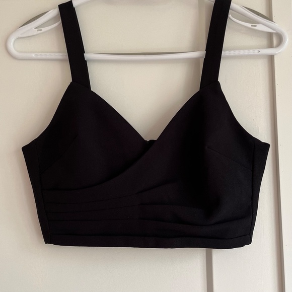 Aritzia Babaton⎜LINCOLN BRA TOP⎜BLACK - Picture 6 of 15